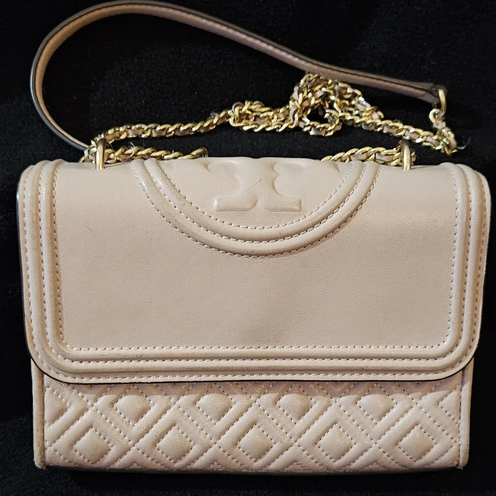 Tory Burch Elegant Fleming Blush Pink Quilted Shoulder Bag